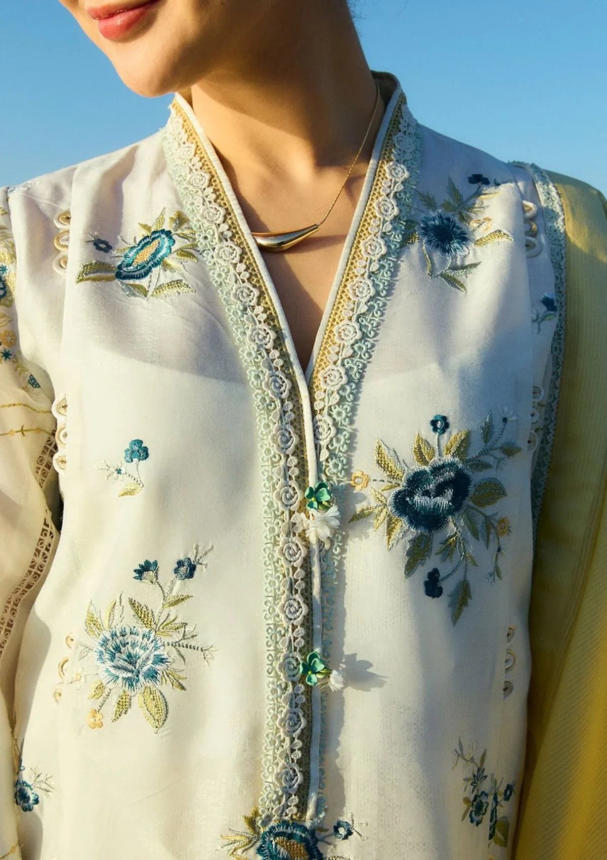 Coco by Zara shahjahan Lawn '25 10B NORA